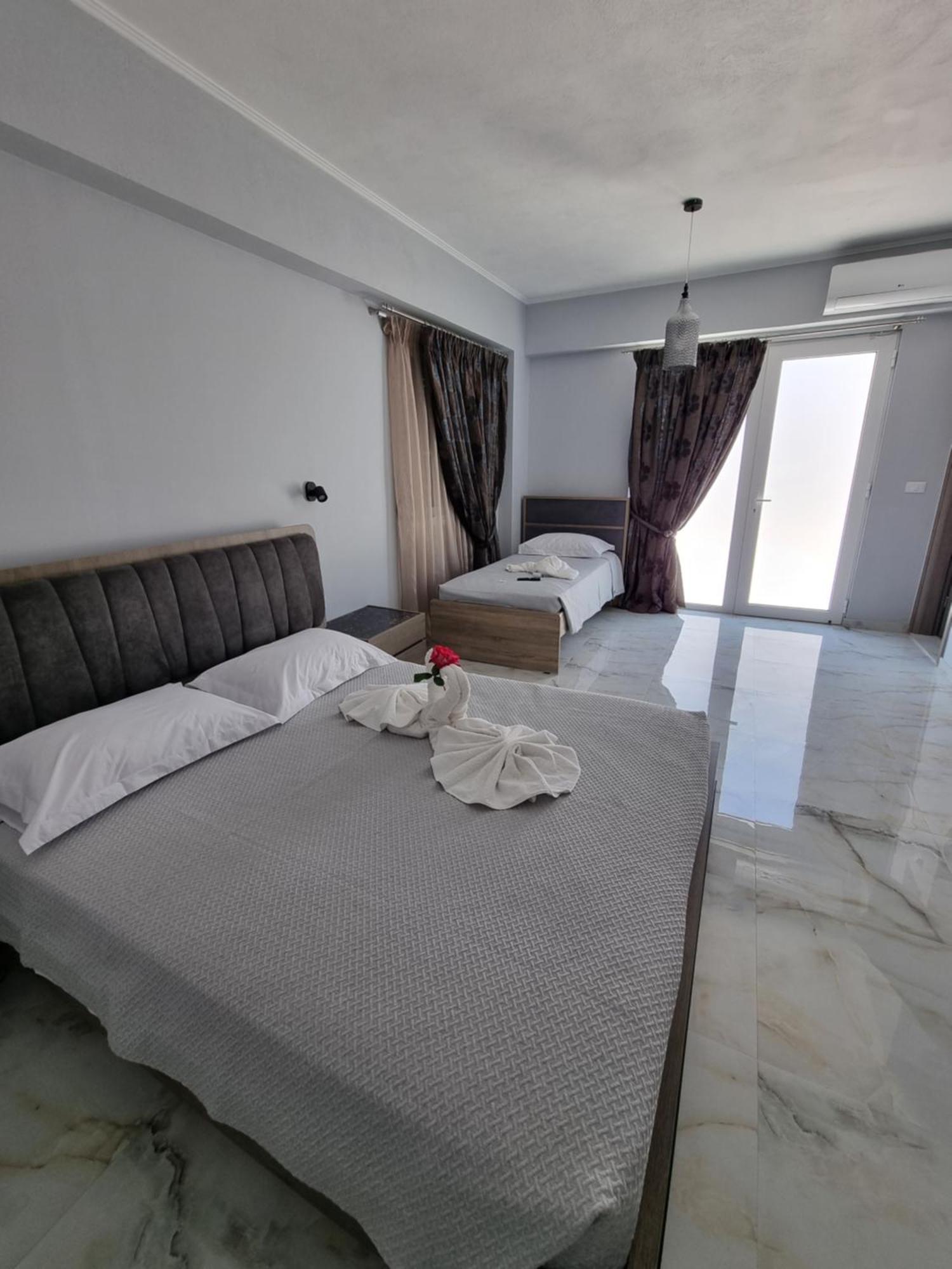 Eleni Hotel Кефалос Экстерьер фото