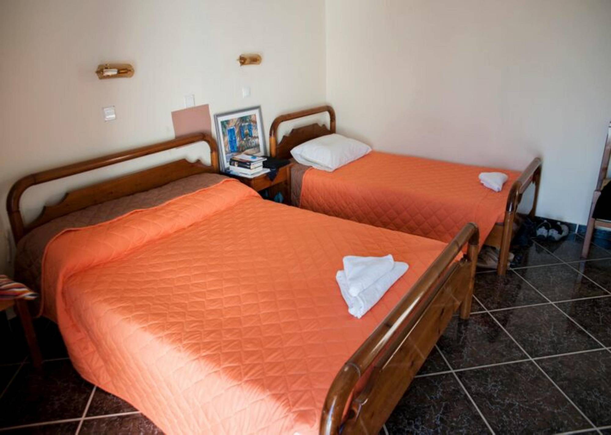 Eleni Hotel Кефалос Экстерьер фото
